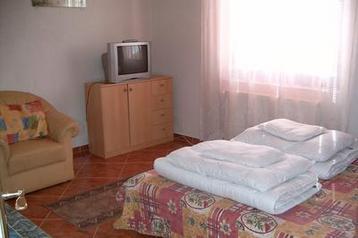 Hungary Privát Debrecen, Exterior